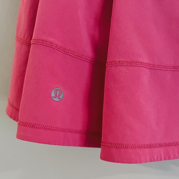 Lulu Lemon Pace Rival Mid-Rise Sonic Pink Tennis Skirt NWOT Size 4 Tall - Picture 4 of 7